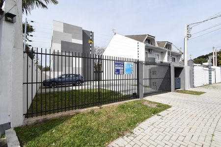 Placa de kitnet/studio para alugar com 1 quarto, 26m² em Cajuru, Curitiba
