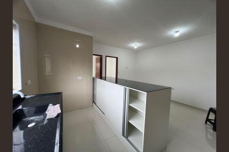 Cozinha de apartamento para alugar com 2 quartos, 47m² em Jardim Santa Lidia, Mauá