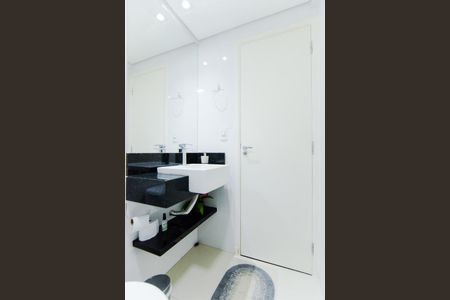 Apartamento à venda com 58m², 2 quartos e 1 vagaBanheiro Social