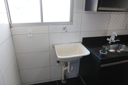 Apartamento para alugar com 47m², 2 quartos e 1 vagaCozinha e Área de Serviço