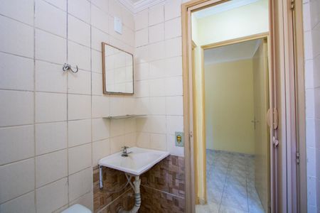 Banheiro de apartamento à venda com 2 quartos, 50m² em Cidade São Jorge, Santo André