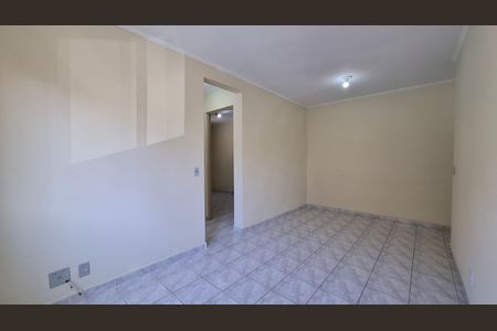 Sala de apartamento para alugar com 2 quartos, 50m² em Cidade São Jorge, Santo André