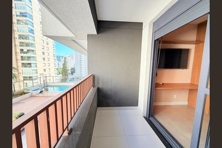 Varanda de kitnet/studio para alugar com 1 quarto, 27m² em Campo Belo, São Paulo