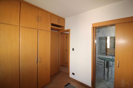 Apartamento à venda com 82m², 3 quartos e 2 vagasSuíte