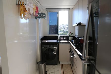 Apartamento à venda com 52m², 2 quartos e 1 vagaCozinha e Área de Serviço
