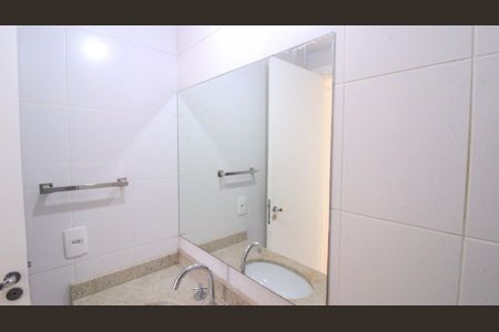 Apartamento para alugar com 77m², 2 quartos e 2 vagas