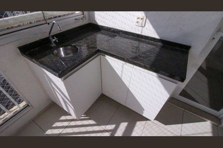 Apartamento para alugar com 77m², 2 quartos e 2 vagas