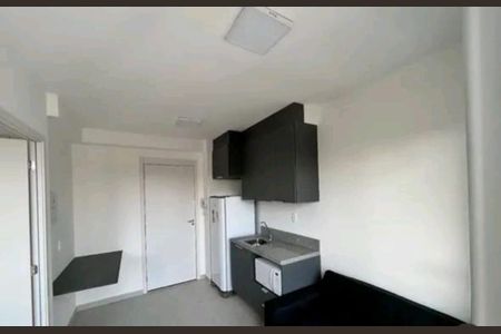 Apartamento à venda com 28m², 1 quarto e sem vaga Apartamento à venda com 28m², 1 quarto e sem vagaFoto 01