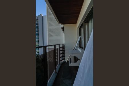Apartamento à venda com 64m², 2 quartos e 1 vagaVaranda