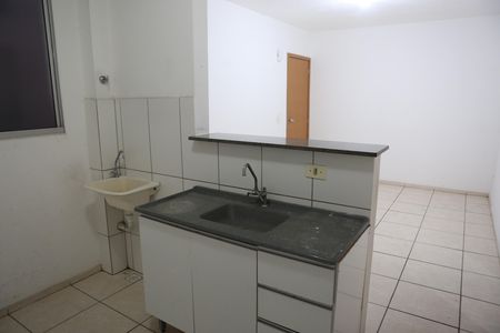 Apartamento para alugar com 45m², 2 quartos e 1 vagaCozinha e Área de Serviço