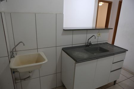 Apartamento para alugar com 45m², 2 quartos e 1 vagaCozinha e Área de Serviço