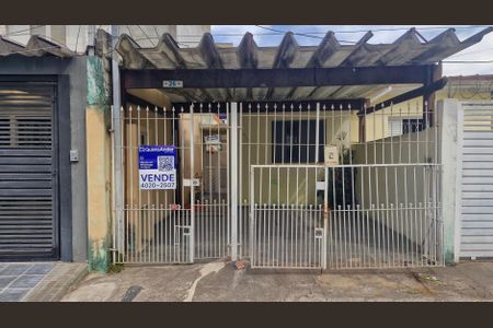 Fachada de casa à venda com 3 quartos, 100m² em Socorro, São Paulo