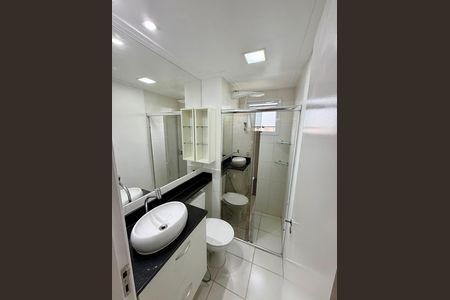 Apartamento à venda com 46m², 2 quartos e 1 vaga Apartamento à venda com 46m², 2 quartos e 1 vagaBanheiro social