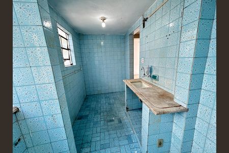 Cozinha de apartamento para alugar com 2 quartos, 63m² em Inhaúma, Rio de Janeiro