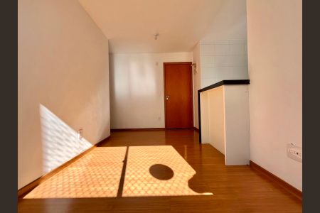 Apartamento para alugar com 43m², 2 quartos e 1 vagaSala