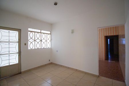 Casa para alugar com 92m², 3 quartos e 1 vaga Casa para alugar com 92m², 3 quartos e 1 vagaSala