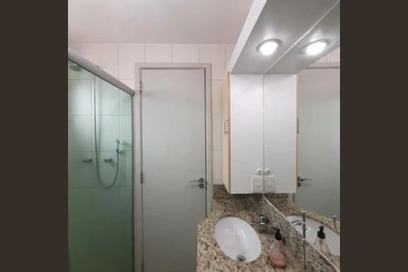 Banheiro de apartamento à venda com 4 quartos, 105m² em Todos os Santos, Rio de Janeiro