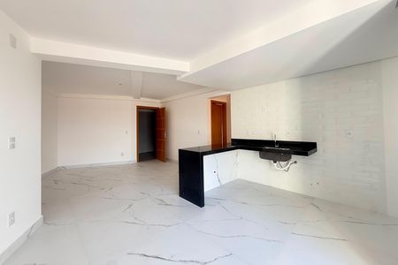 Cozinha de apartamento à venda com 3 quartos, 85m² em Dona Clara, Belo Horizonte