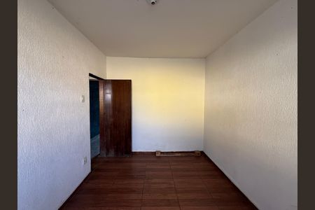 Casa para alugar com 360m², 4 quartos e 3 vagas Casa para alugar com 360m², 4 quartos e 3 vagasQuarto 2