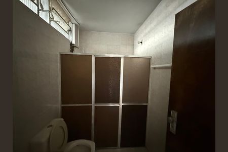 Casa para alugar com 360m², 4 quartos e 3 vagas Casa para alugar com 360m², 4 quartos e 3 vagasBanheiro de serviço