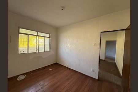 Casa para alugar com 360m², 4 quartos e 3 vagas Casa para alugar com 360m², 4 quartos e 3 vagasQuarto 2
