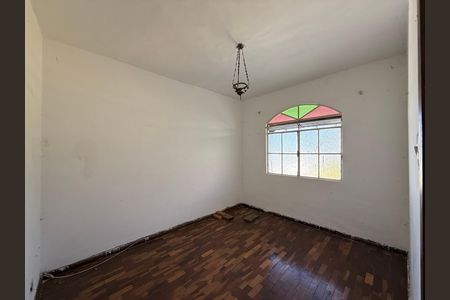 Casa para alugar com 360m², 4 quartos e 3 vagas Casa para alugar com 360m², 4 quartos e 3 vagasQuarto