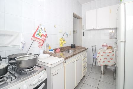 Apartamento à venda com 45m², 2 quartos e sem vaga Apartamento à venda com 45m², 2 quartos e sem vagaCozinha