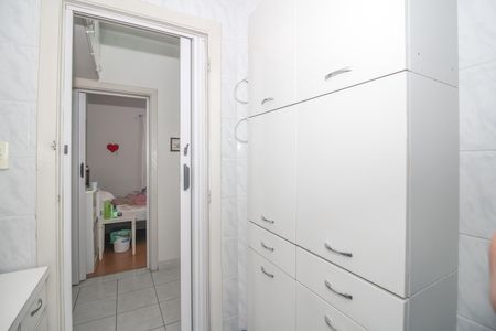 Apartamento à venda com 45m², 2 quartos e sem vaga Apartamento à venda com 45m², 2 quartos e sem vaga Banheiro