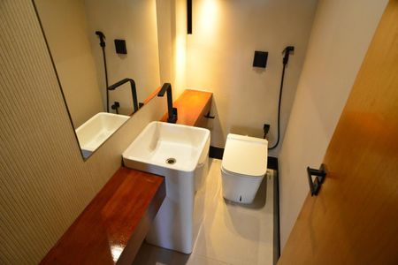 Apartamento à venda com 392m², 3 quartos e 3 vagas Apartamento à venda com 392m², 3 quartos e 3 vagasLavabo