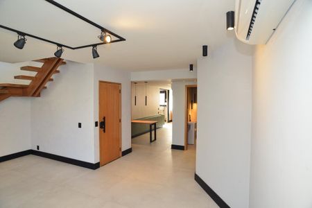 Apartamento à venda com 392m², 3 quartos e 3 vagas Apartamento à venda com 392m², 3 quartos e 3 vagasSala