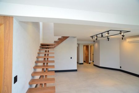 Apartamento à venda com 392m², 3 quartos e 3 vagas Apartamento à venda com 392m², 3 quartos e 3 vagasSala