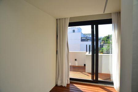 Apartamento à venda com 392m², 3 quartos e 3 vagas Apartamento à venda com 392m², 3 quartos e 3 vagasSuíte 1