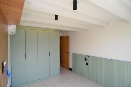 Apartamento à venda com 392m², 3 quartos e 3 vagas Apartamento à venda com 392m², 3 quartos e 3 vagasSuíte 2