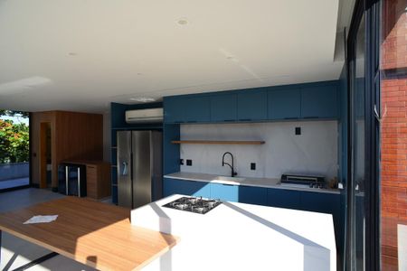 Apartamento à venda com 392m², 3 quartos e 3 vagas Apartamento à venda com 392m², 3 quartos e 3 vagasSalão de Festas