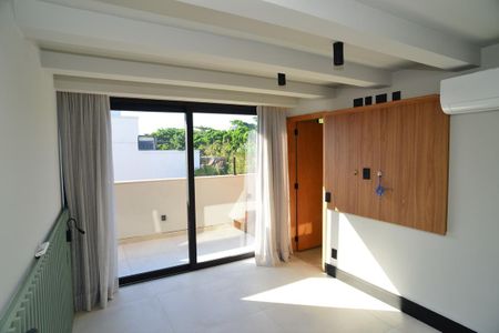Apartamento à venda com 392m², 3 quartos e 3 vagas Apartamento à venda com 392m², 3 quartos e 3 vagasSuíte 2