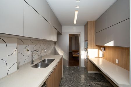 COZINHA de apartamento à venda com 5 quartos, 400m² em Santo Agostinho, Belo Horizonte