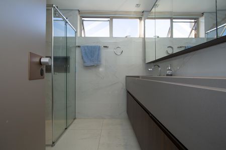 BANHEIRO1 de apartamento à venda com 5 quartos, 400m² em Santo Agostinho, Belo Horizonte
