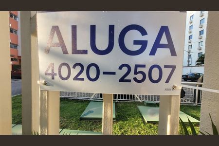 Placa instalada de apartamento para alugar com 2 quartos, 50m² em Campinho, Rio de Janeiro