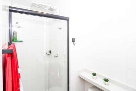 Banheiro de apartamento à venda com 1 quarto, 27m² em Barra Funda, São Paulo