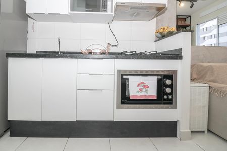 Cozinha de apartamento à venda com 1 quarto, 27m² em Barra Funda, São Paulo