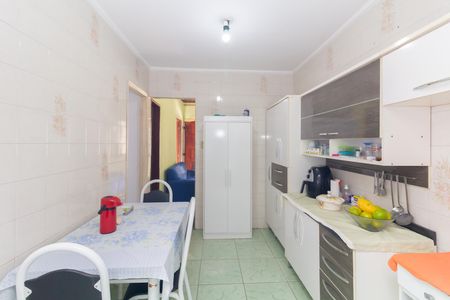 Cozinha de casa à venda com 3 quartos, 130m² em Conjunto Residencial José Bonifácio, São Paulo