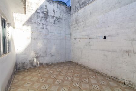 Quintal de casa à venda com 3 quartos, 130m² em Conjunto Residencial José Bonifácio, São Paulo