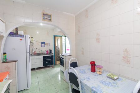 Cozinha de casa à venda com 3 quartos, 130m² em Conjunto Residencial José Bonifácio, São Paulo