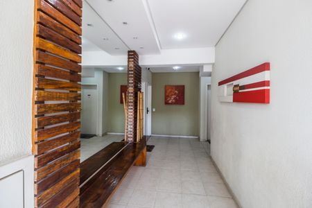 Apartamento à venda com 69m², 3 quartos e 1 vaga Apartamento à venda com 69m², 3 quartos e 1 vagaHall social