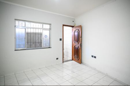 Casa para alugar com 2 quartos, 100m² em Vila Moraes, São Paulo