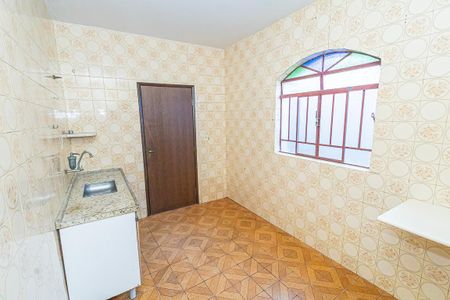 Cozinha de casa para alugar com 3 quartos, 90m² em Jardim dos Comerciários, Belo Horizonte