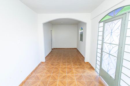 Casa para alugar com 90m², 3 quartos e 1 vaga Casa para alugar com 90m², 3 quartos e 1 vagaSala