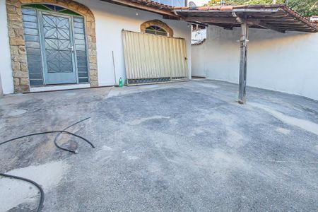 Casa para alugar com 90m², 3 quartos e 1 vaga Casa para alugar com 90m², 3 quartos e 1 vagaArea externa
