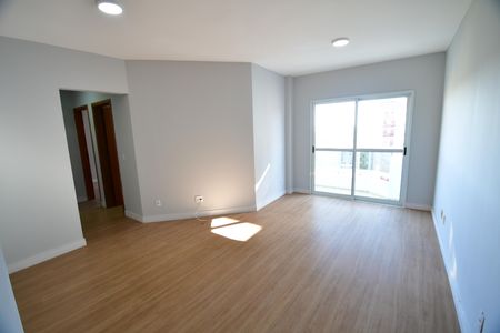 Sala de apartamento para alugar com 3 quartos, 70m² em Chácara Primavera, Campinas