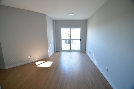 Sala de apartamento para alugar com 3 quartos, 70m² em Chácara Primavera, Campinas